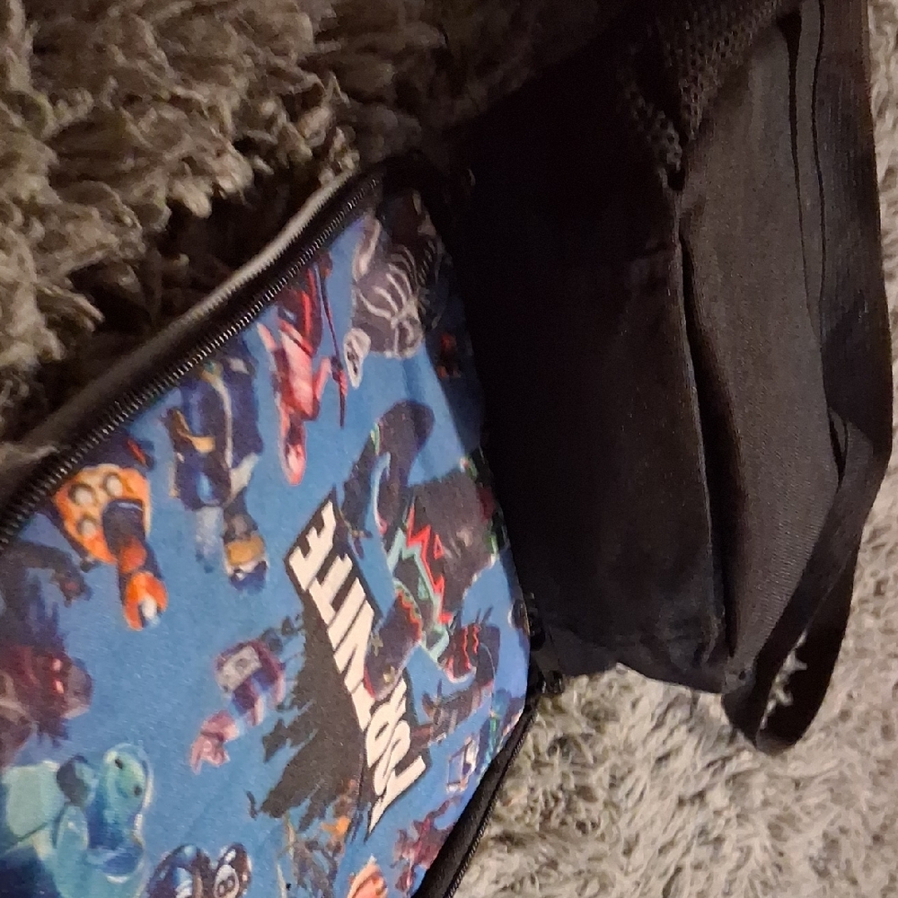 Fortnite LunchBox/bag - Picture 6 of 8